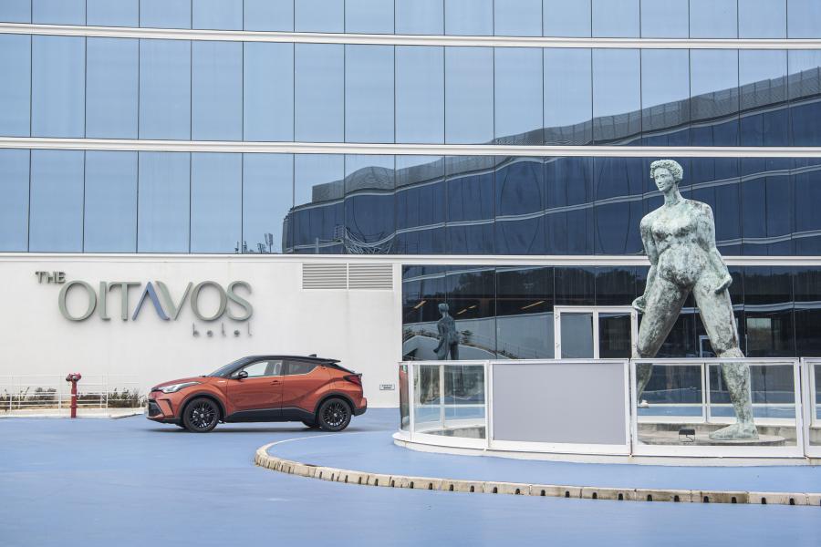  Toyota C-HR Hybrid 2019 года  (WW) (фото 59 из 174)